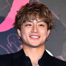 プロフィール