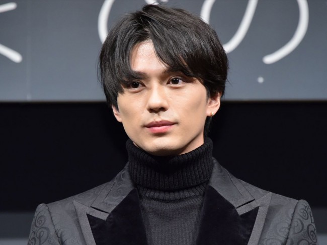 プロフィール