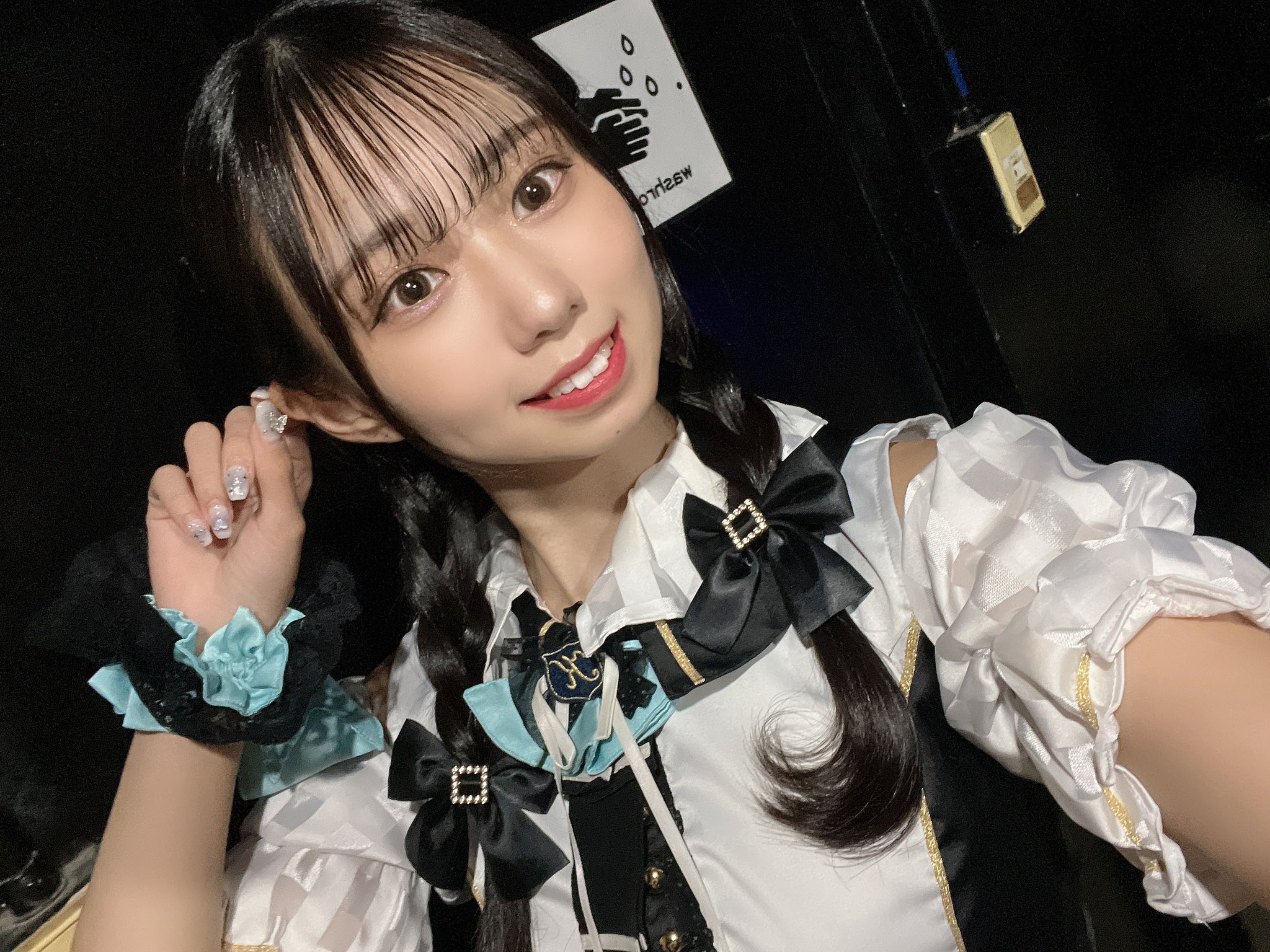 プロフィール
