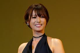 プロフィール