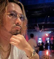 「押し倒された」
