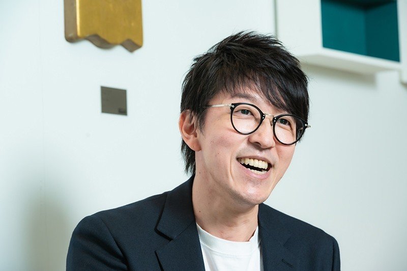 プロフィール