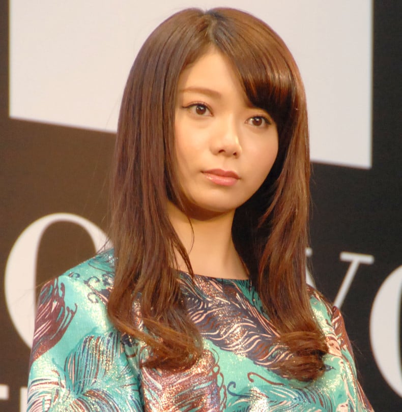 プロフィール