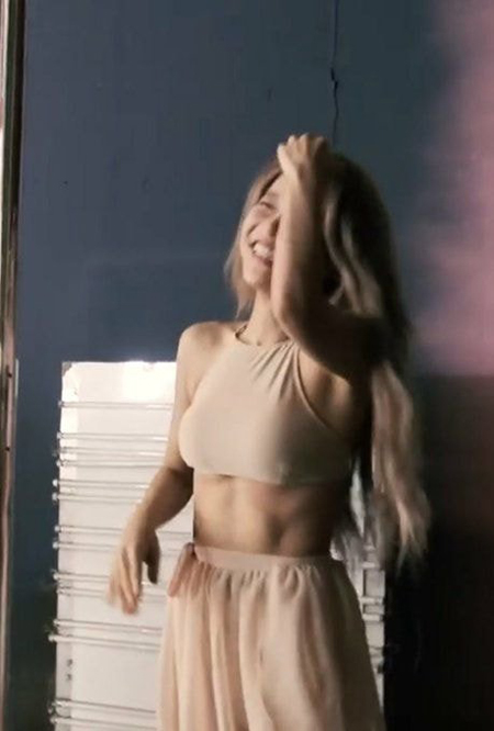 通称「タバタ」と呼ばれるトレーニング方法でこの抜群のスタイルを維持