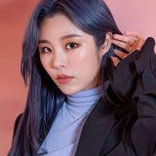 歌唱力、ファッションセンスが人気