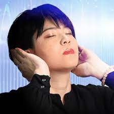 「胡散臭い霊能者」