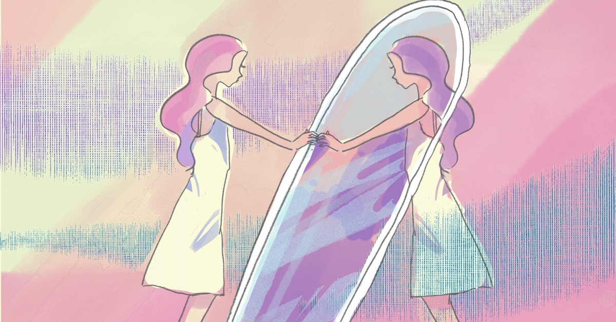 町内会館に置かれた自分の棺の周りに人が集まっている