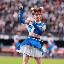 きつねダンスの大ブームに大きく貢献したファイターズガールの元中心メンバー