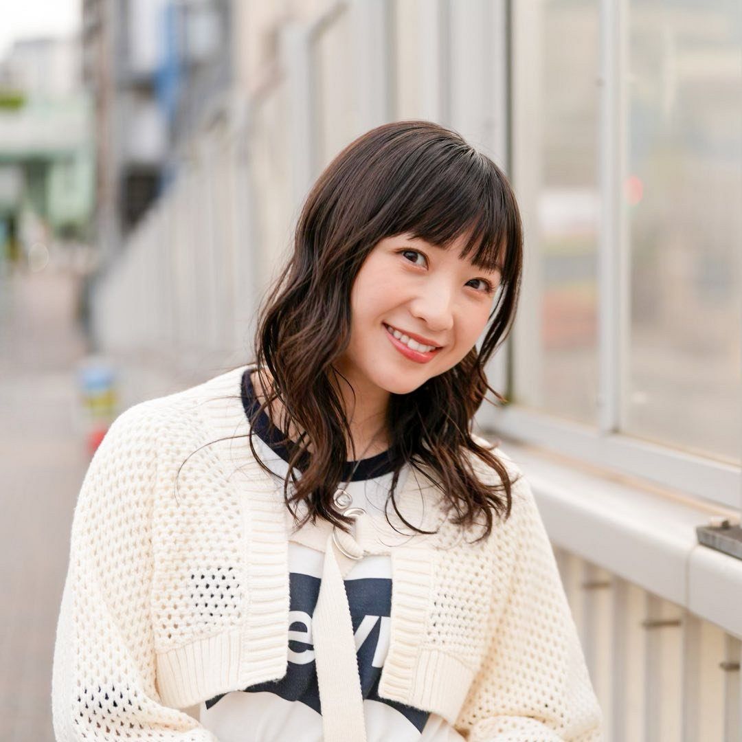 プロフィール