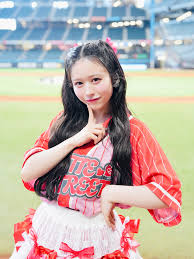 プロフィール