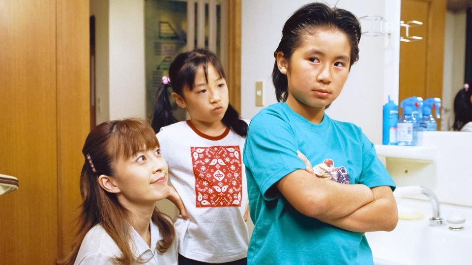 裏方やプロデューサー的な立ち位置で芸能・制作に関わる