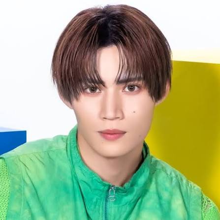 プロフィール